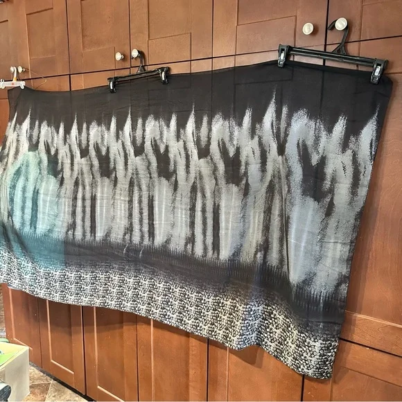 Sheer scarf. Large rectangular - Picture 6 of 7